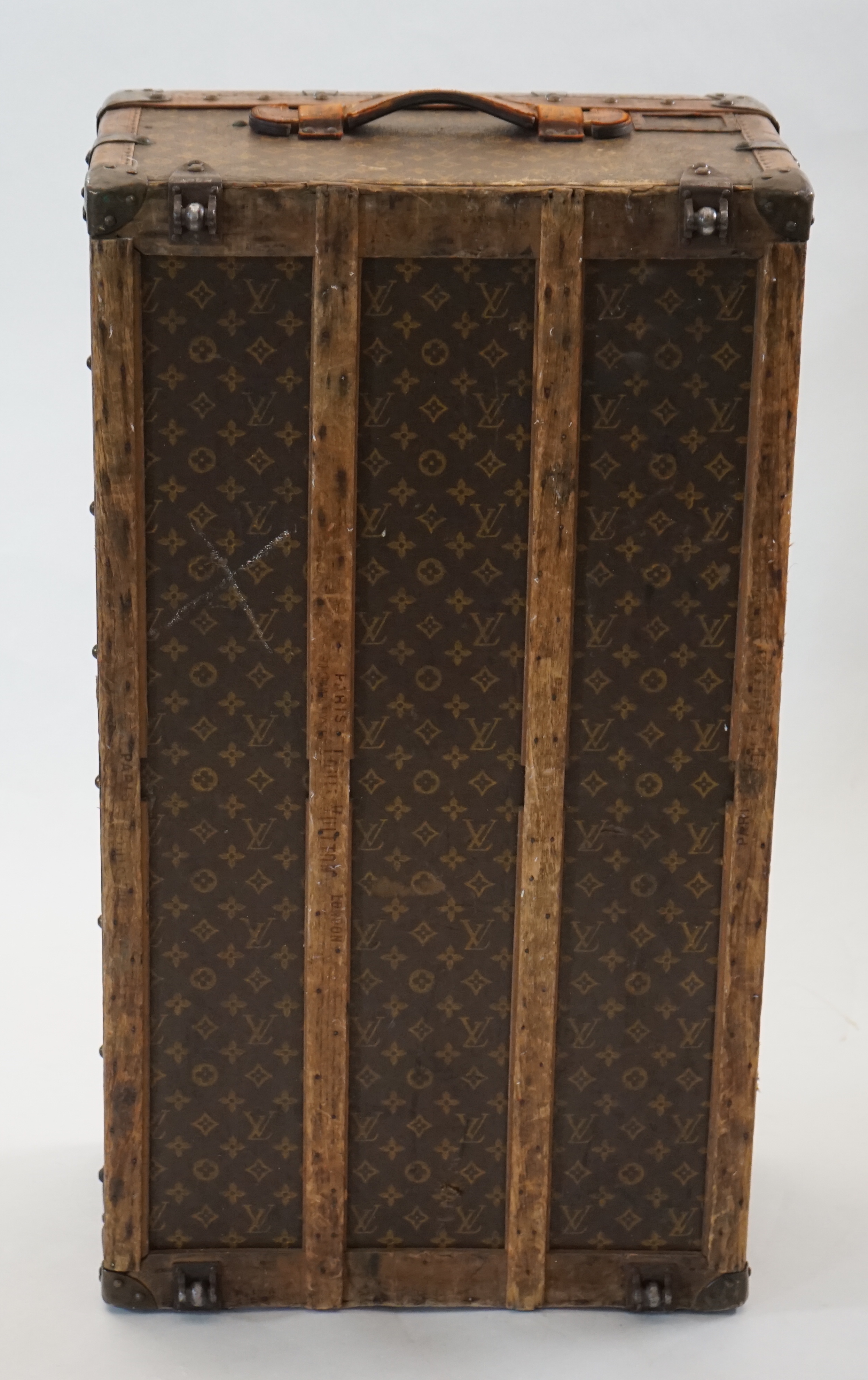 A vintage Louis Vuitton rectangular trunk, width 92cm, depth 52cm, height 34cm